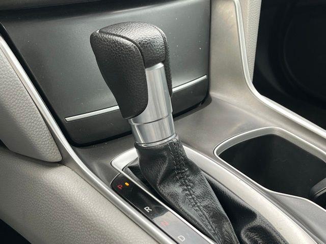 2019 Honda Accord LX photo