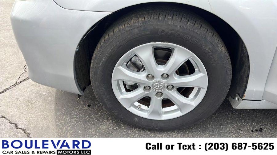 2011 Toyota Camry photo