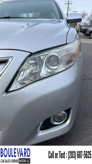 2011 Toyota Camry photo