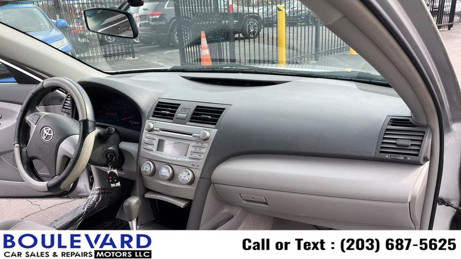 2011 Toyota Camry photo