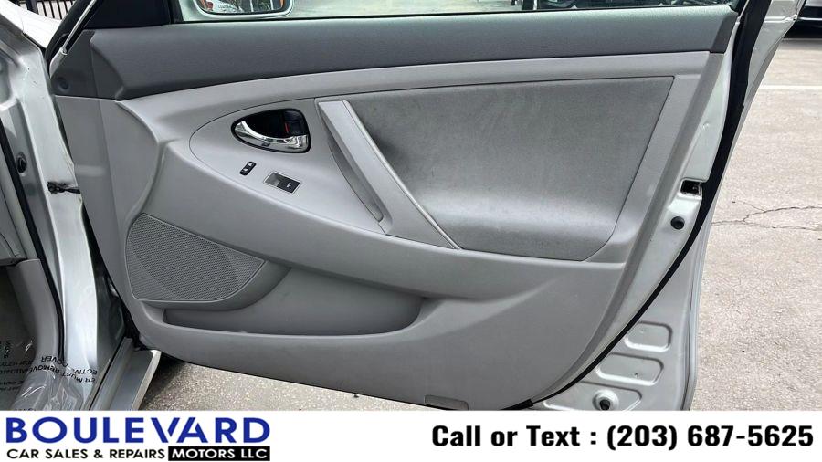 2011 Toyota Camry photo