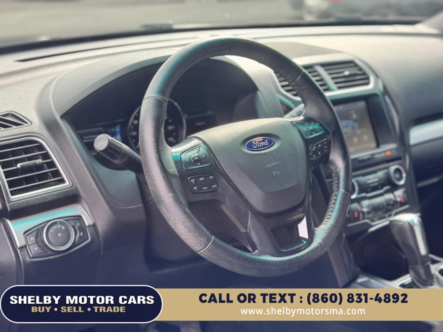2016 Ford Explorer 4WD 4dr XLT photo