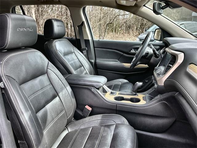 2018 GMC Acadia Denali photo