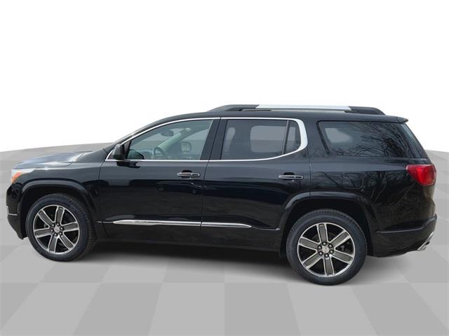 2018 GMC Acadia Denali photo