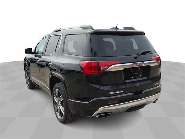 2018 GMC Acadia Denali photo