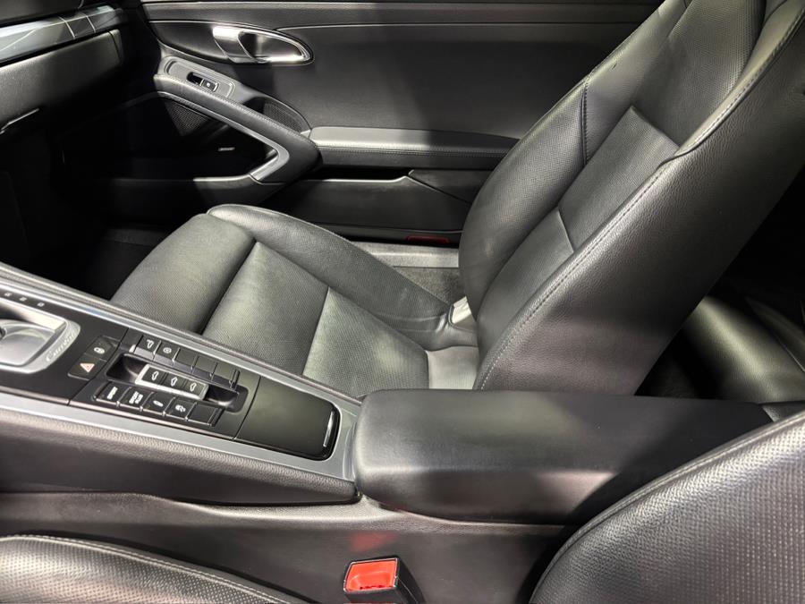 2014 Porsche 911 Carrera 4S photo