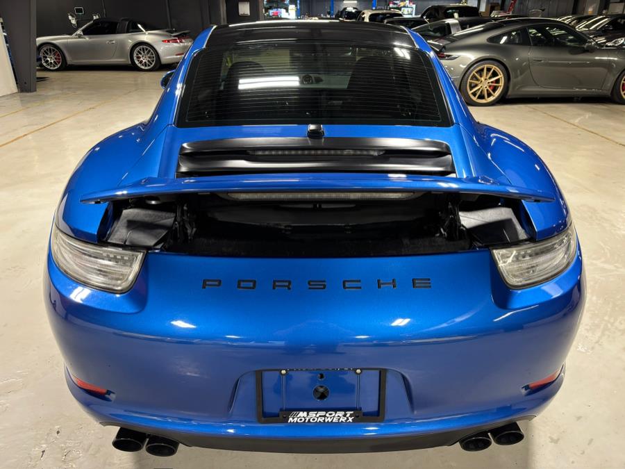 2014 Porsche 911 Carrera 4S photo
