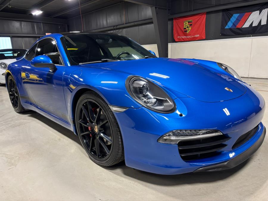 2014 Porsche 911 Carrera 4S photo