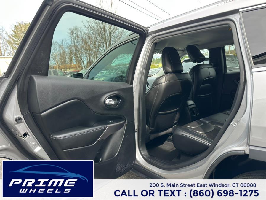 2019 Jeep Cherokee Latitude Plus 4x4 photo