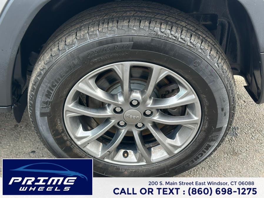 2019 Jeep Cherokee Latitude Plus 4x4 photo