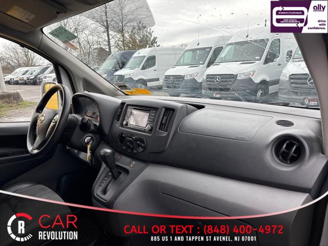 2019 Nissan NV200 SV I4 photo