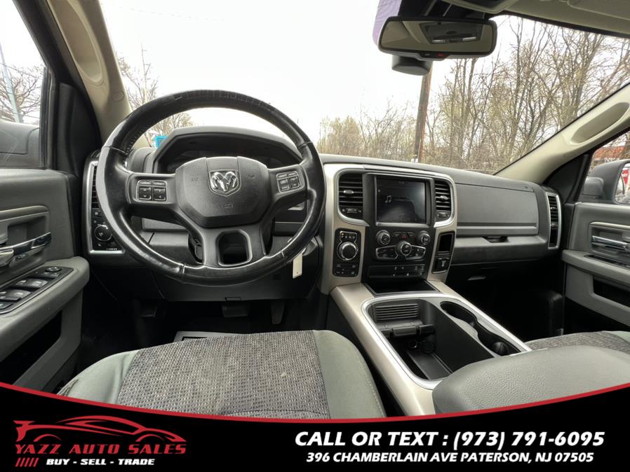 2018 RAM 1500 BIG HORN4x4 Crew Cab 5''7