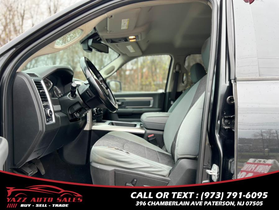 2018 RAM 1500 BIG HORN4x4 Crew Cab 5''7