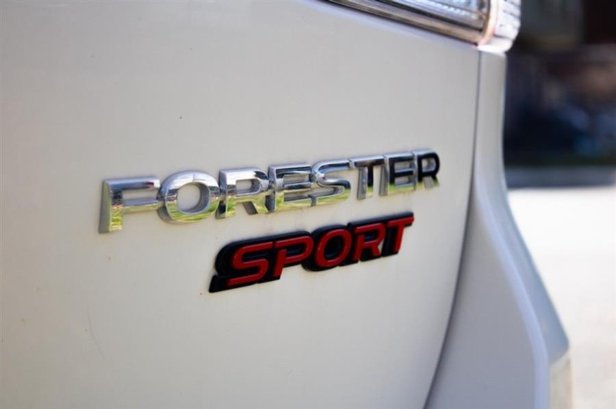 2022 Subaru Forester Sport photo
