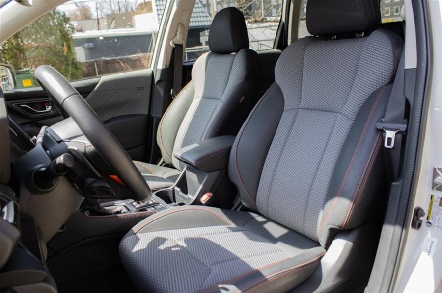 2022 Subaru Forester Sport photo