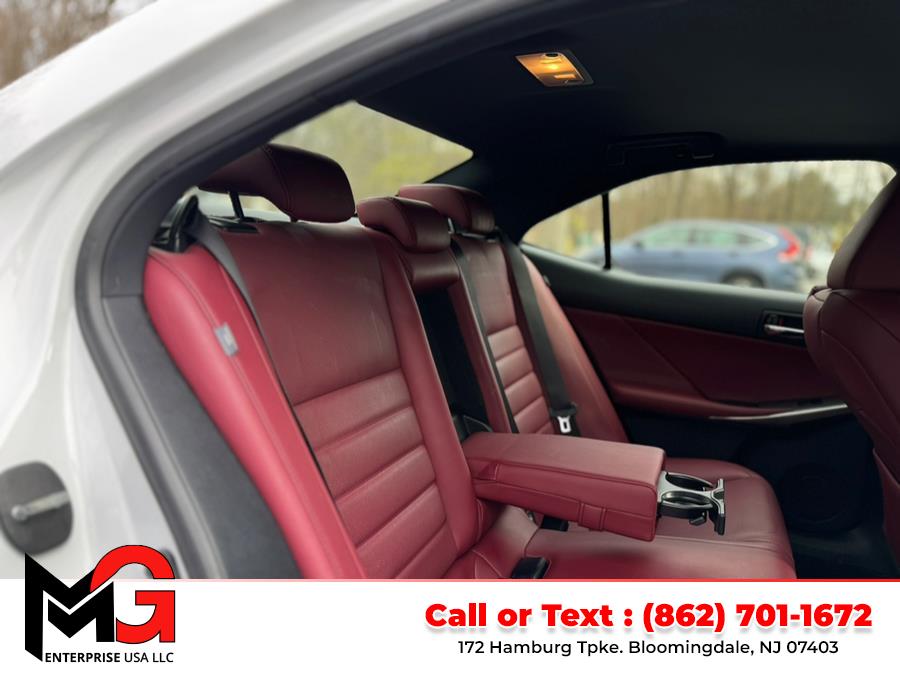 2015 Lexus IS 350 photo