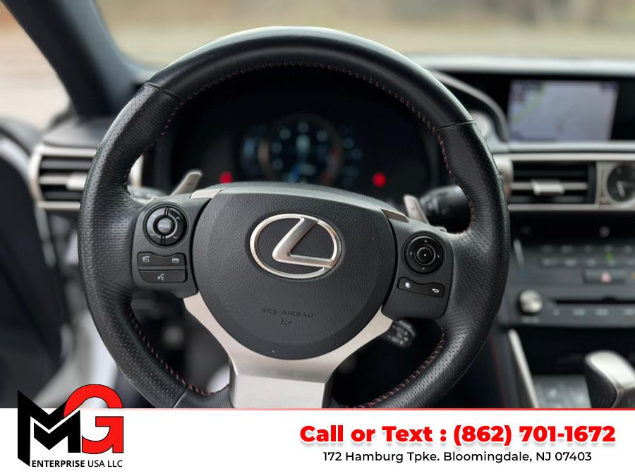 2015 Lexus IS 350 photo