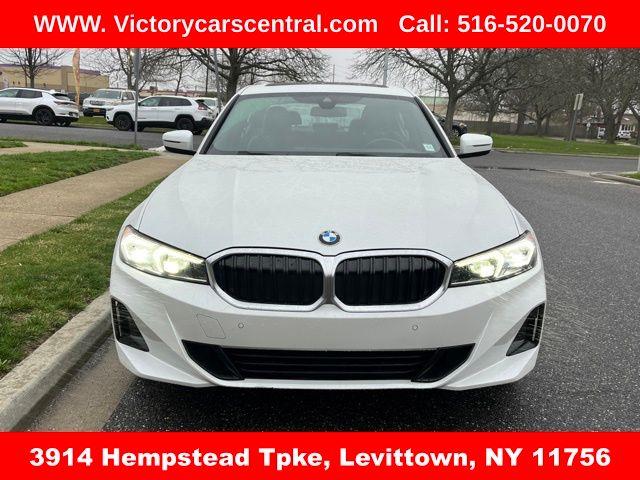 2024 BMW 3-Series 330i photo