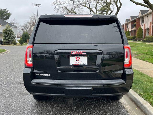 2018 GMC Yukon SLE photo