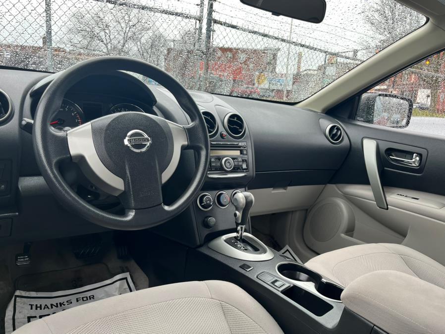 2014 Nissan Rogue Select S photo