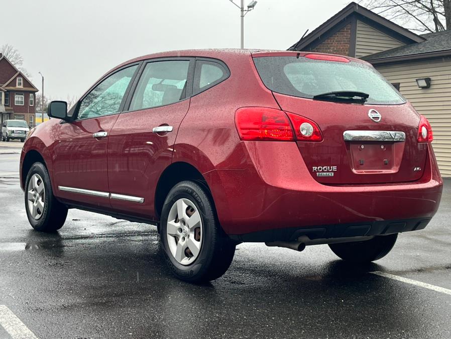 2014 Nissan Rogue Select S photo