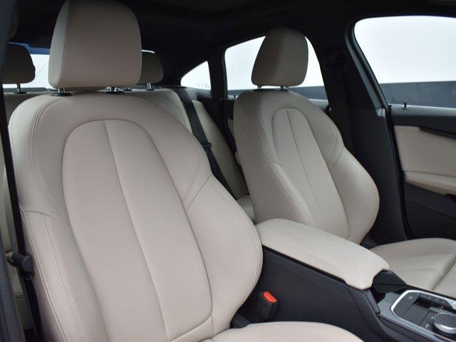 2022 BMW 2 Series 228i xDrive photo