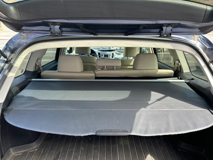 2009 Subaru Outback 2.5i Limited photo
