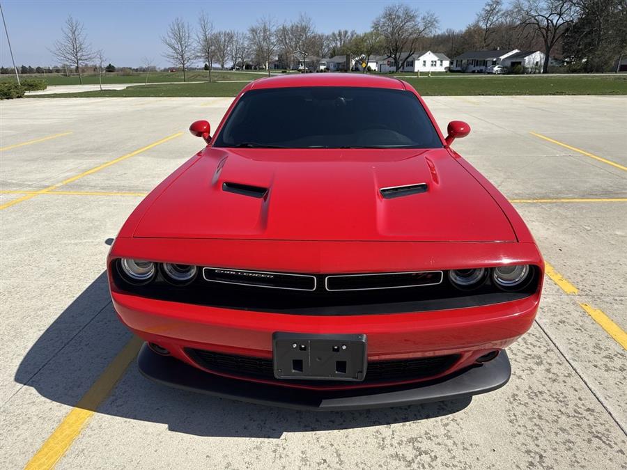 2016 Dodge Challenger R/T Scat Pack photo