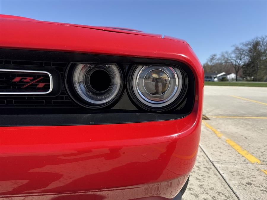2016 Dodge Challenger R/T Scat Pack photo
