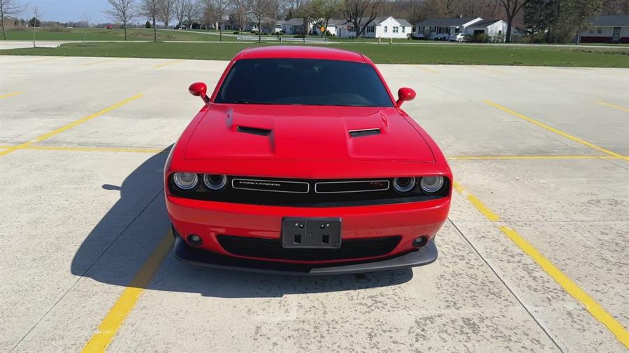 2016 Dodge Challenger R/T Scat Pack photo