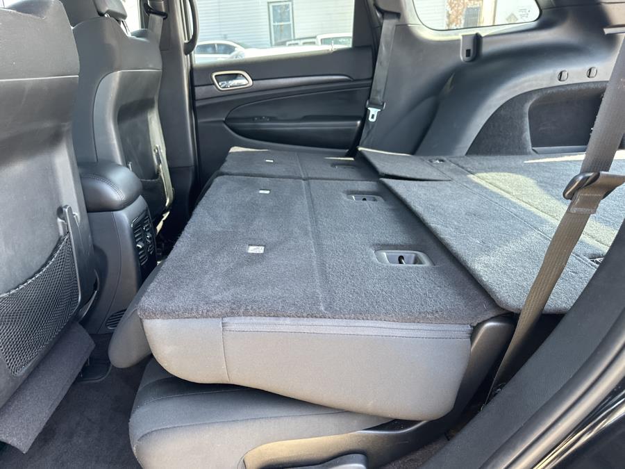 2017 Jeep Grand Cherokee Laredo 4x2 photo