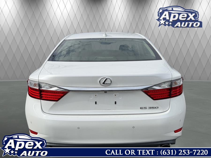 2015 Lexus ES 350 photo