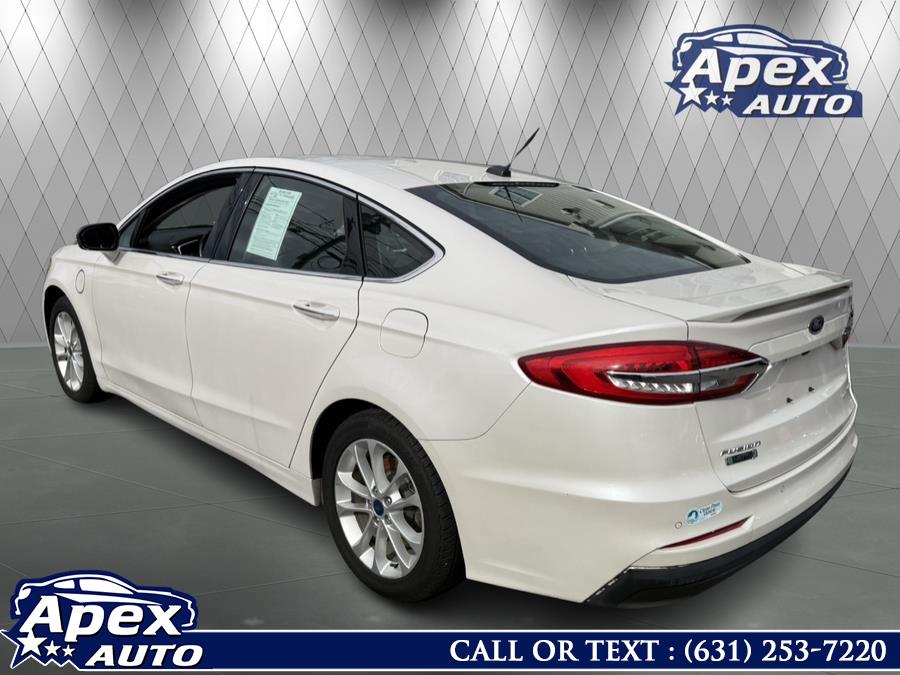 2019 Ford Fusion Energi Titanium FWD photo