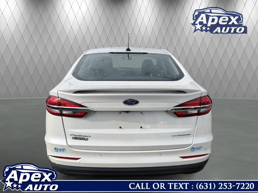 2019 Ford Fusion Energi Titanium FWD photo