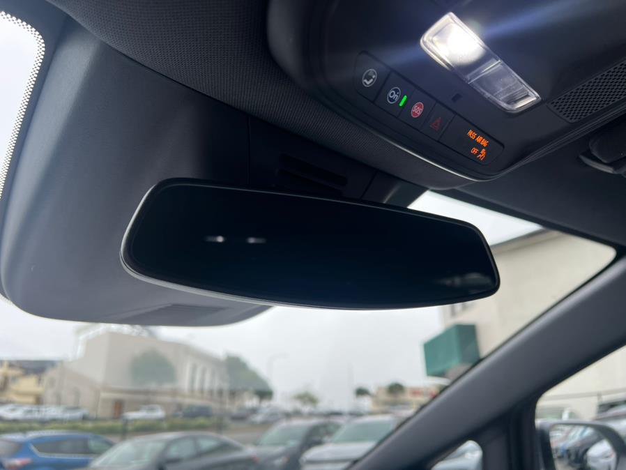 2024 Chevrolet Equinox EV 2LT FWD photo