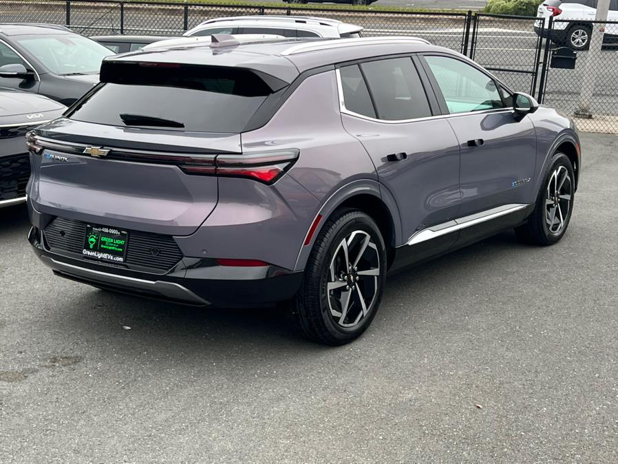 2024 Chevrolet Equinox EV 2LT FWD photo