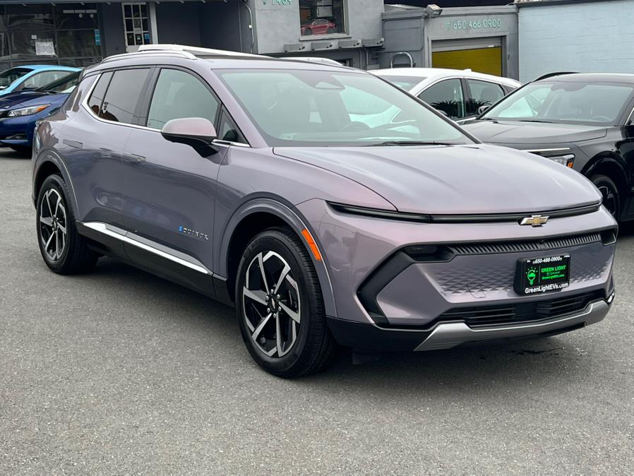 2024 Chevrolet Equinox EV 2LT FWD photo
