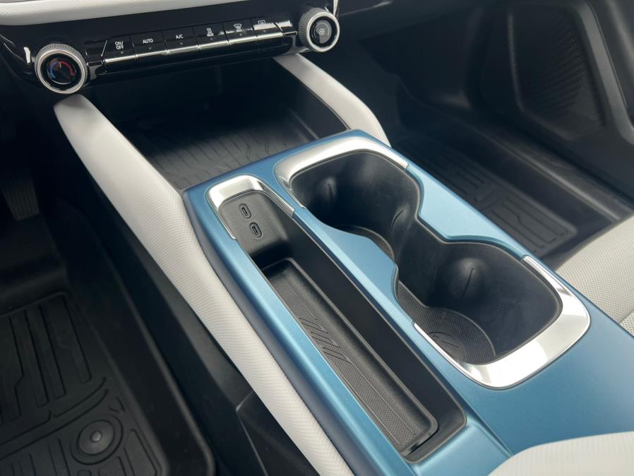 2024 Chevrolet Equinox EV 2LT FWD photo