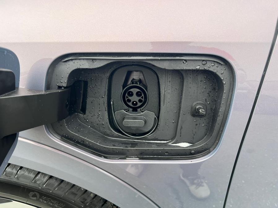 2024 Chevrolet Equinox EV 2LT FWD photo