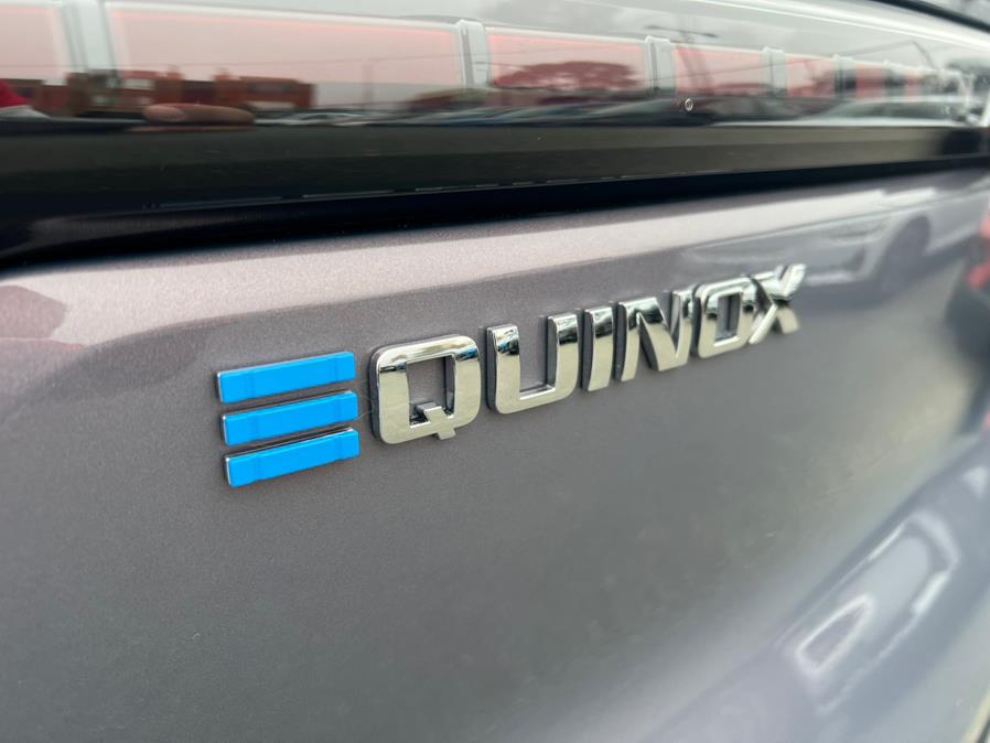 2024 Chevrolet Equinox EV 2LT FWD photo