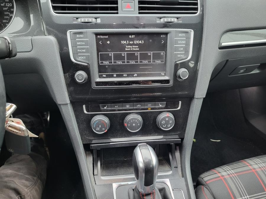 2016 Volkswagen Golf Gti 4dr HB DSG SE photo