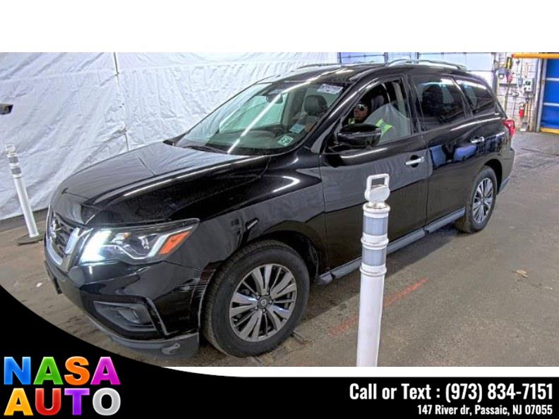 2018 Nissan Pathfinder 4x4 SL photo