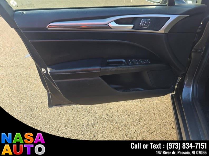 2020 Ford Fusion SEL FWD photo