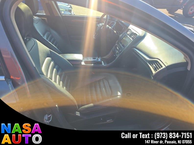 2020 Ford Fusion SEL FWD photo