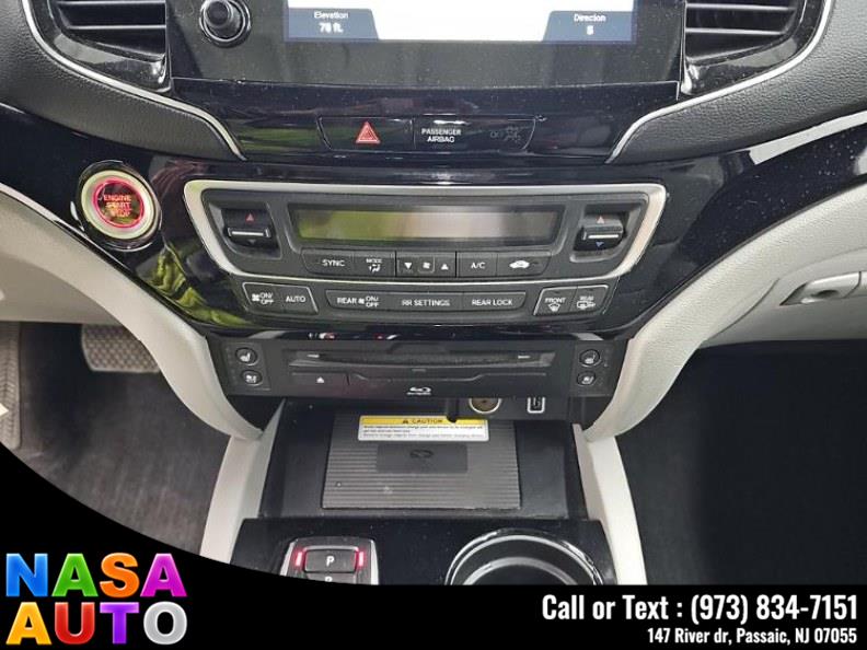 2022 Honda Pilot Elite AWD photo