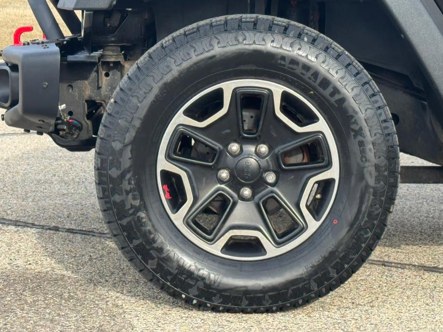 2015 Jeep Wrangler Unlimited Rubicon photo