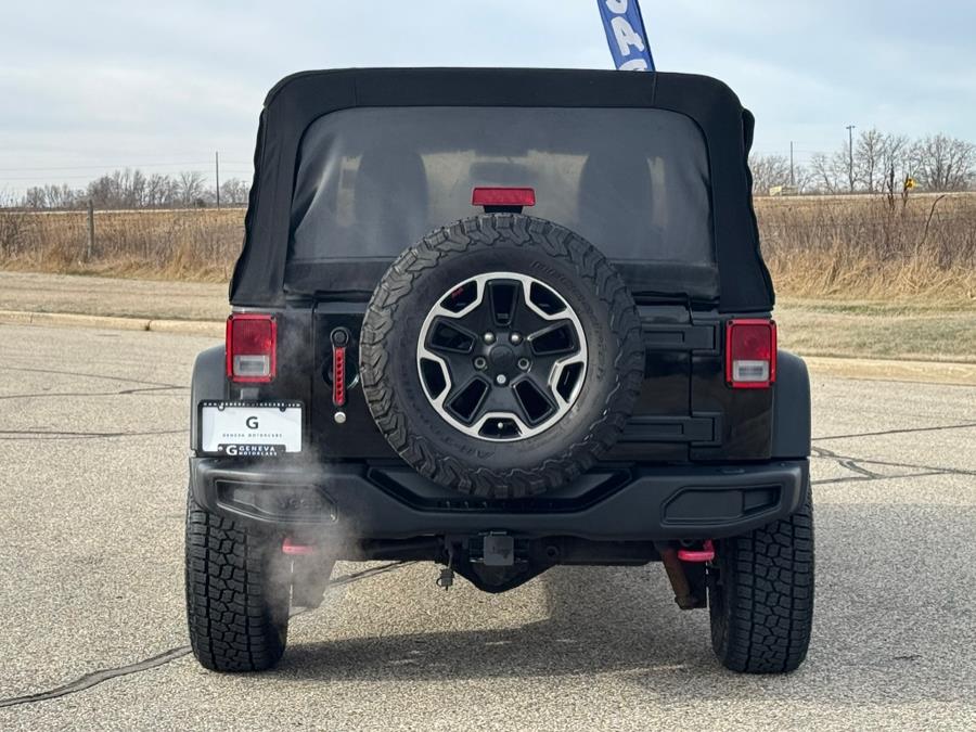 2015 Jeep Wrangler Unlimited Rubicon photo