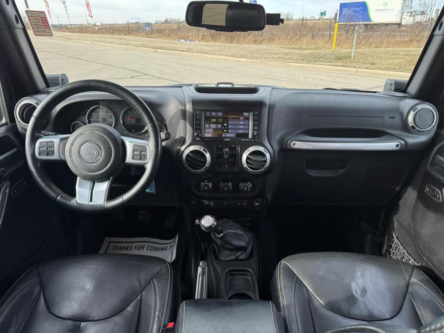 2015 Jeep Wrangler Unlimited Rubicon photo
