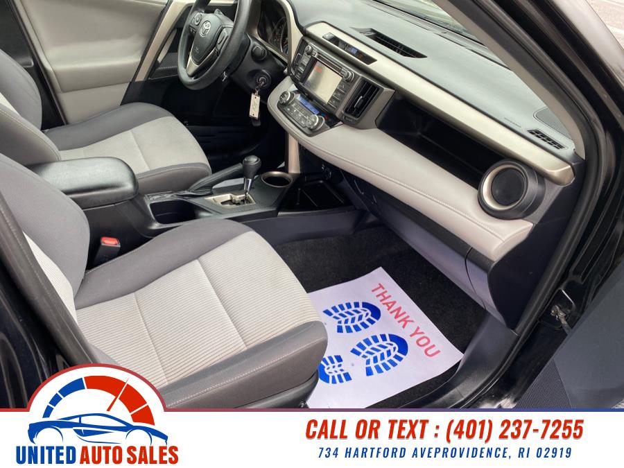 2013 Toyota RAV4 XLE photo
