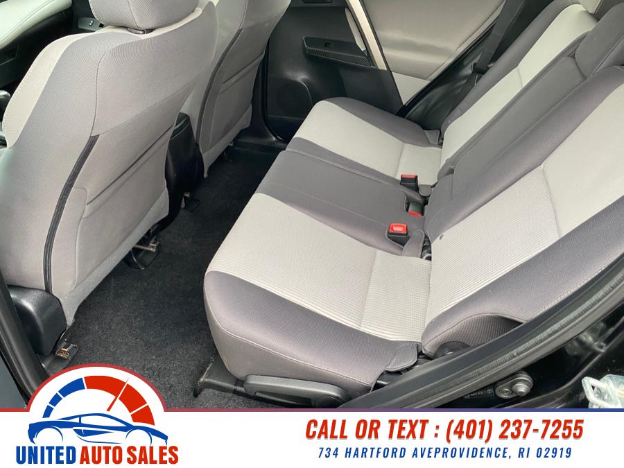 2013 Toyota RAV4 XLE photo